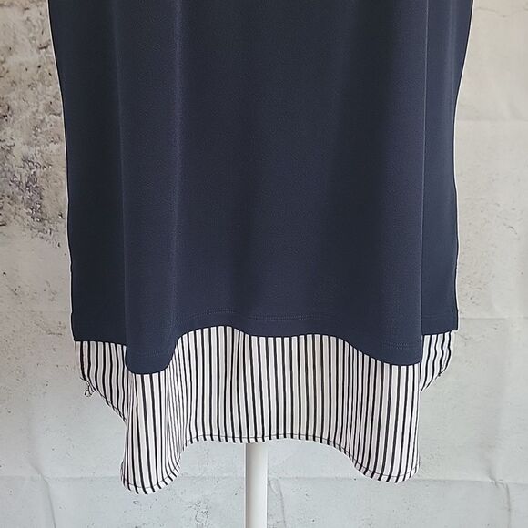 Adiranna Papell Navy Blue Layered Look Women's Top Size M - Picture 3 of 10